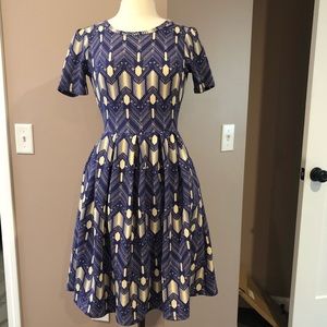 Lularoe amelia